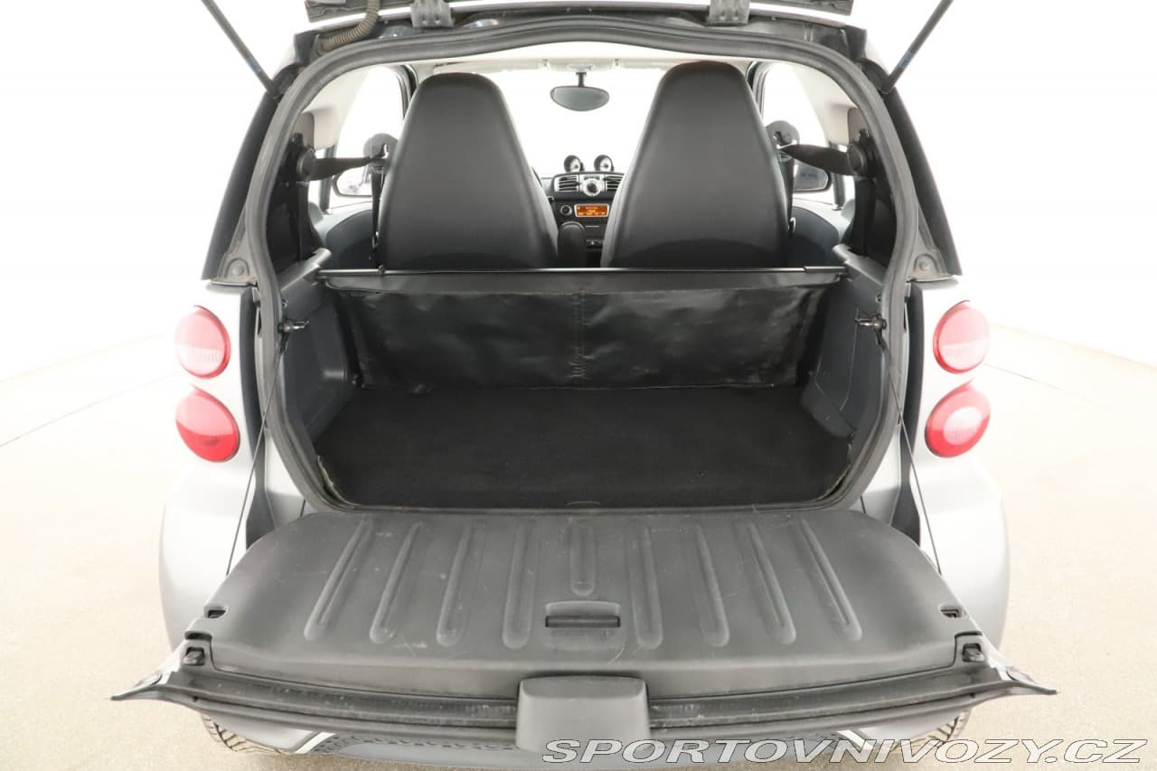 2012 Smart Fortwo - 13