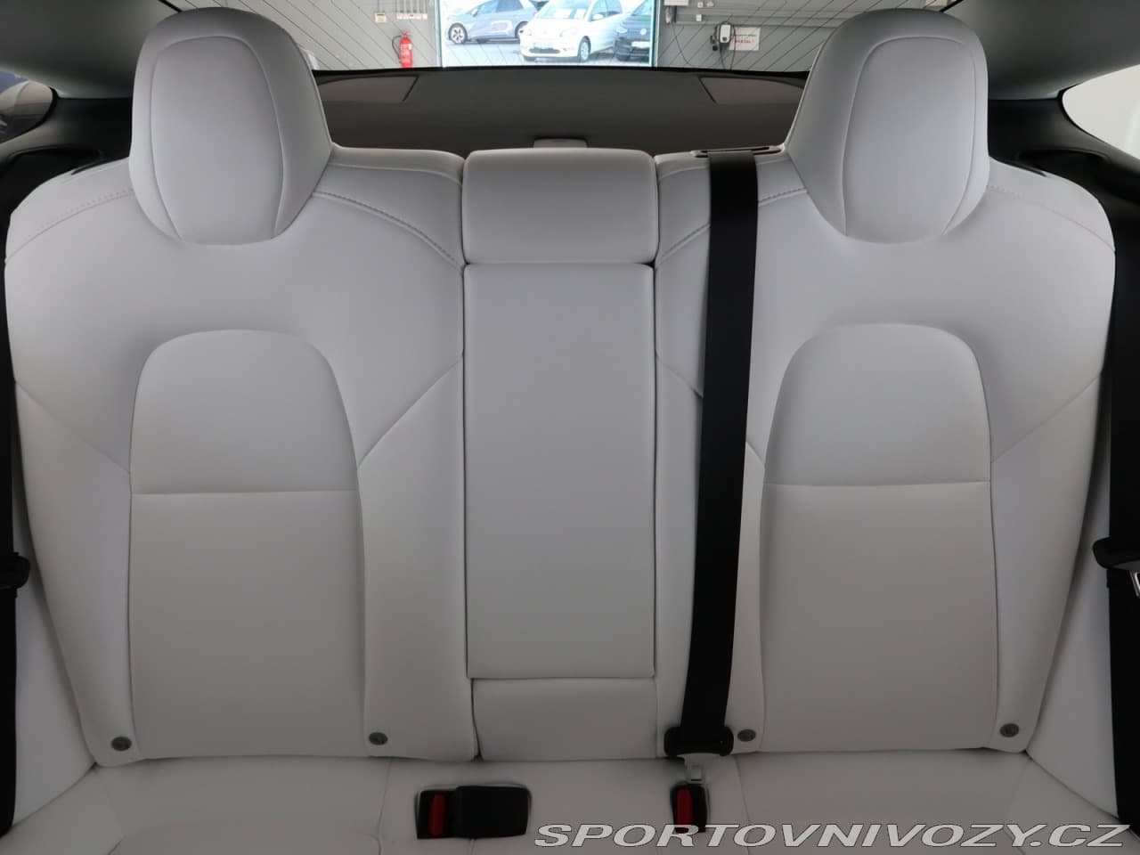 2020 Tesla Model 3 - 10