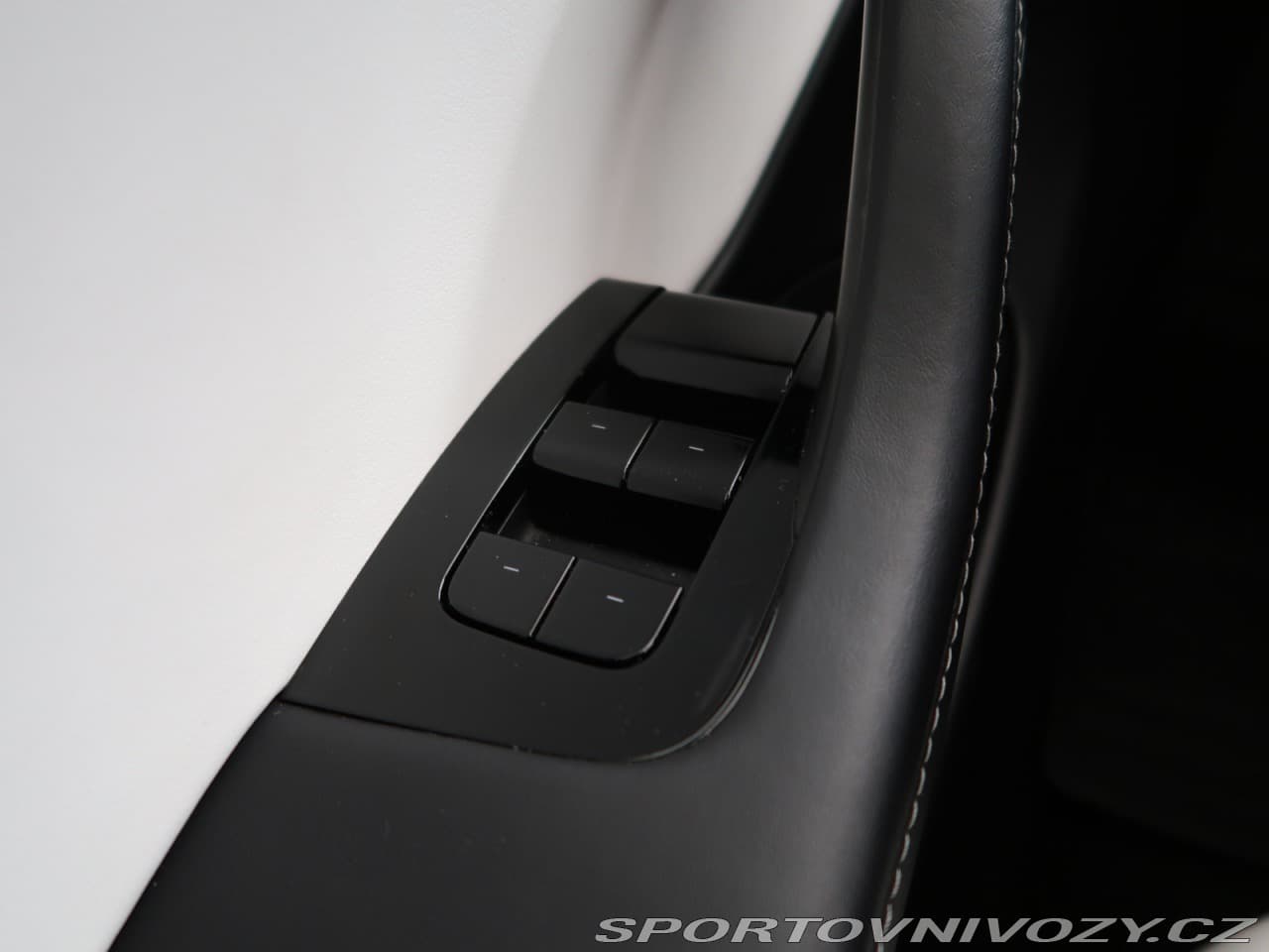 2020 Tesla Model 3 - 16