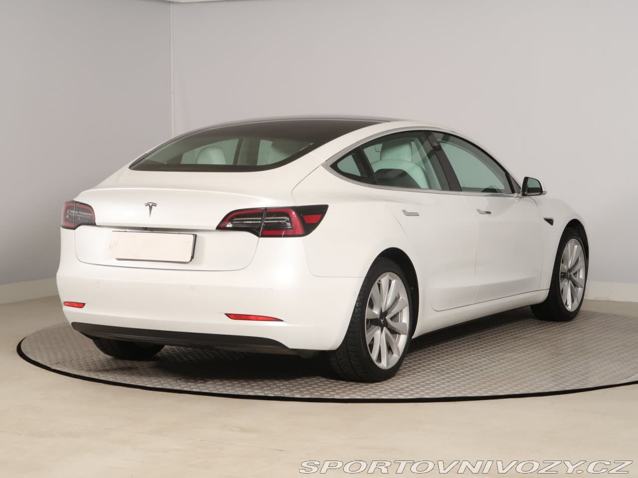 2020 Tesla Model 3 - 5