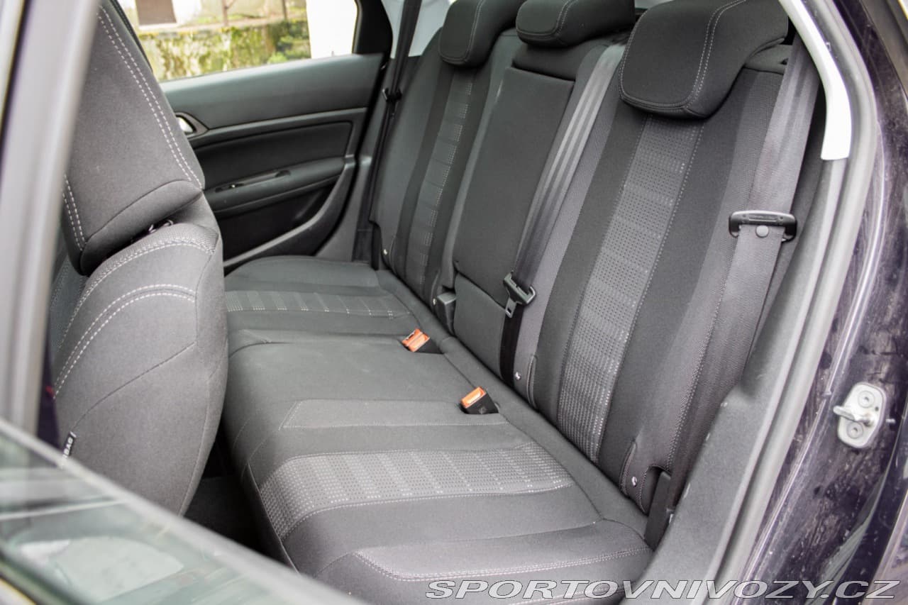 2016 Peugeot 308 - 19