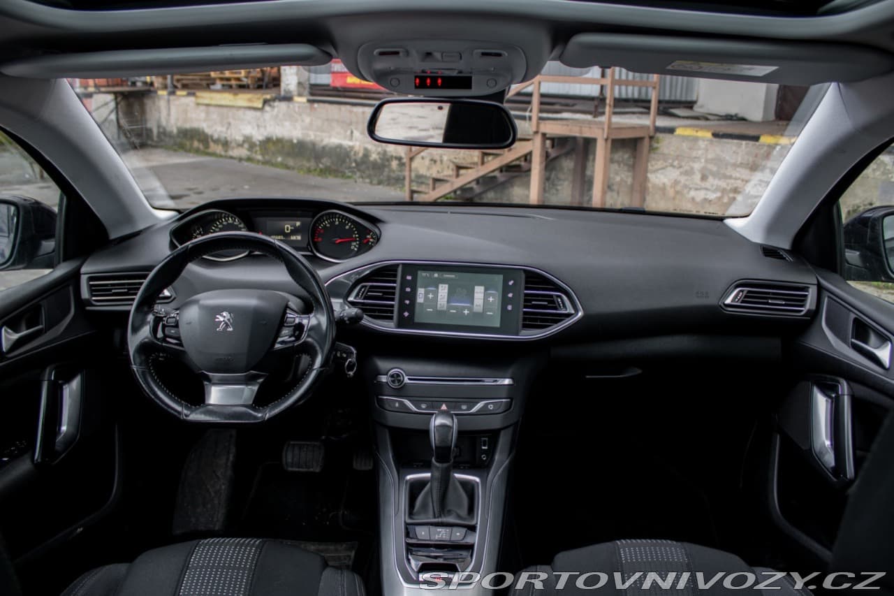 2016 Peugeot 308 - 20