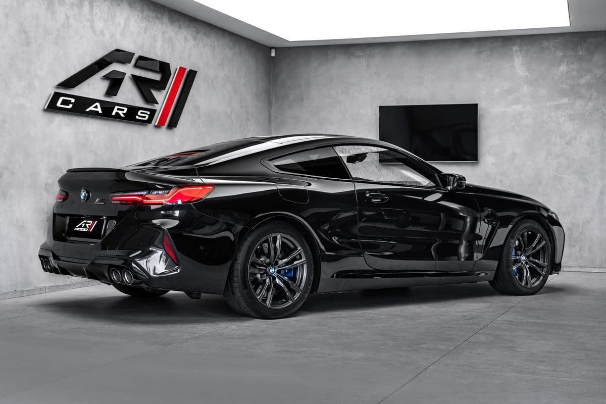 2022 BMW M8 - 7