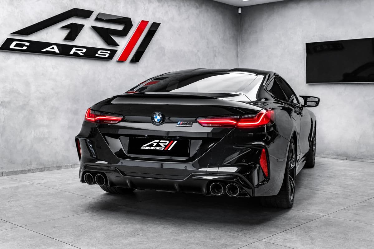 2022 BMW M8 - 9