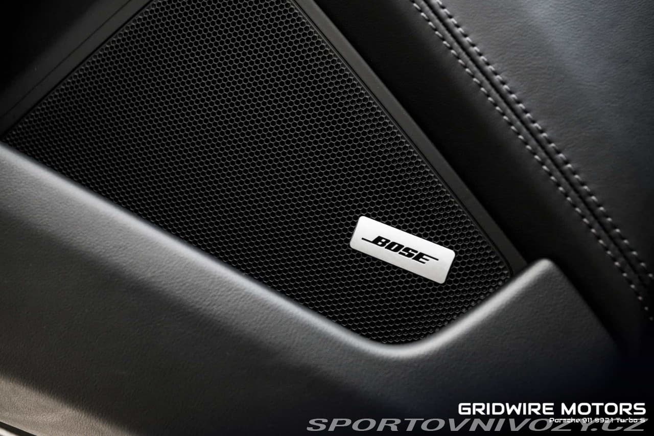 2021 Porsche 911 - 5