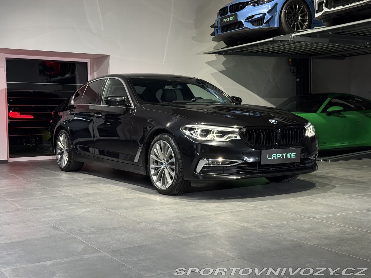 2017 BMW 5-SERIES - 17