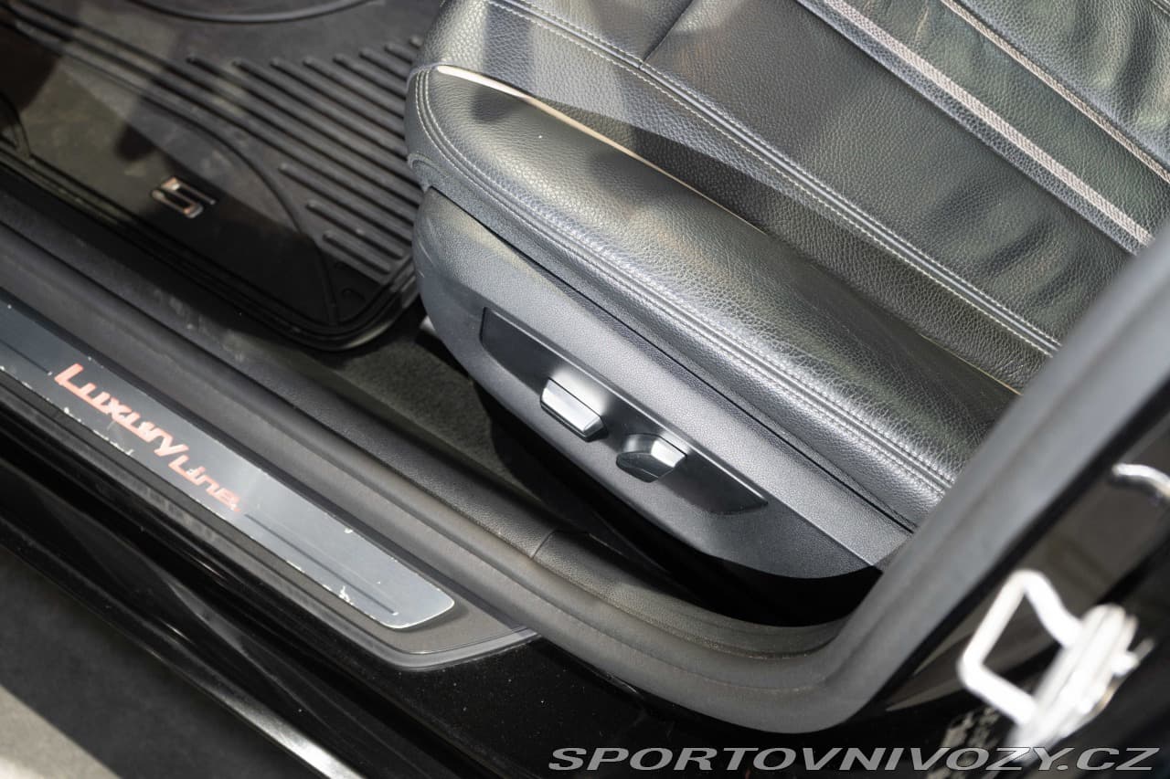 2017 BMW 5-SERIES - 9