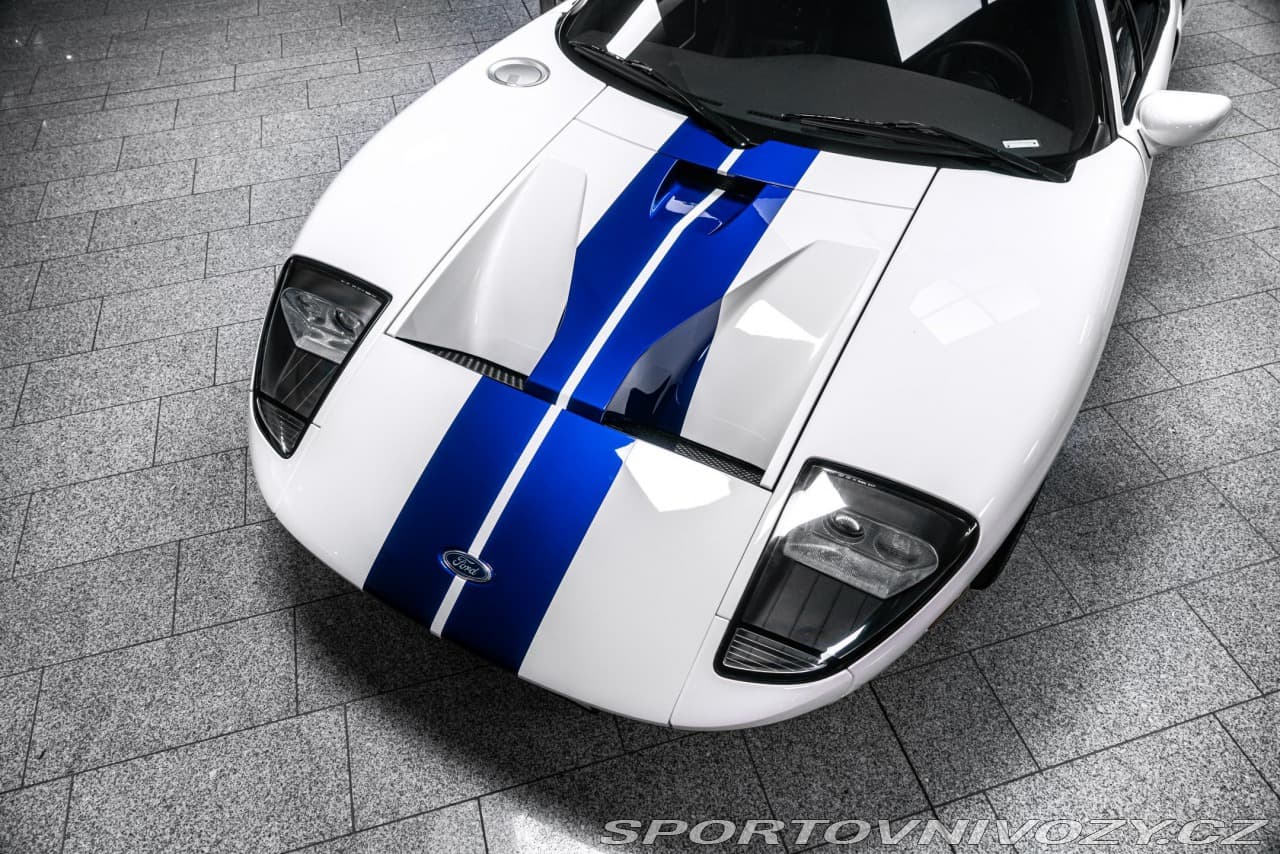 2005 Ford Gt - 7