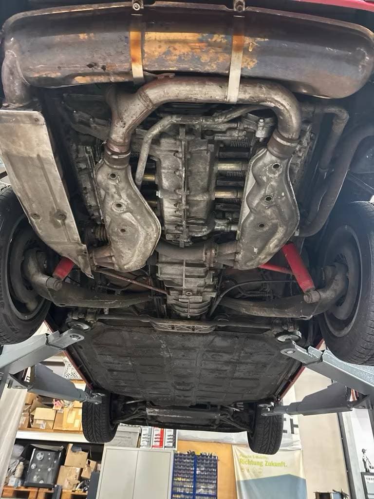 1988 Porsche 911 - 12