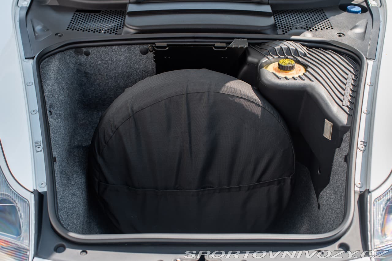 1999 Porsche 911 - 16