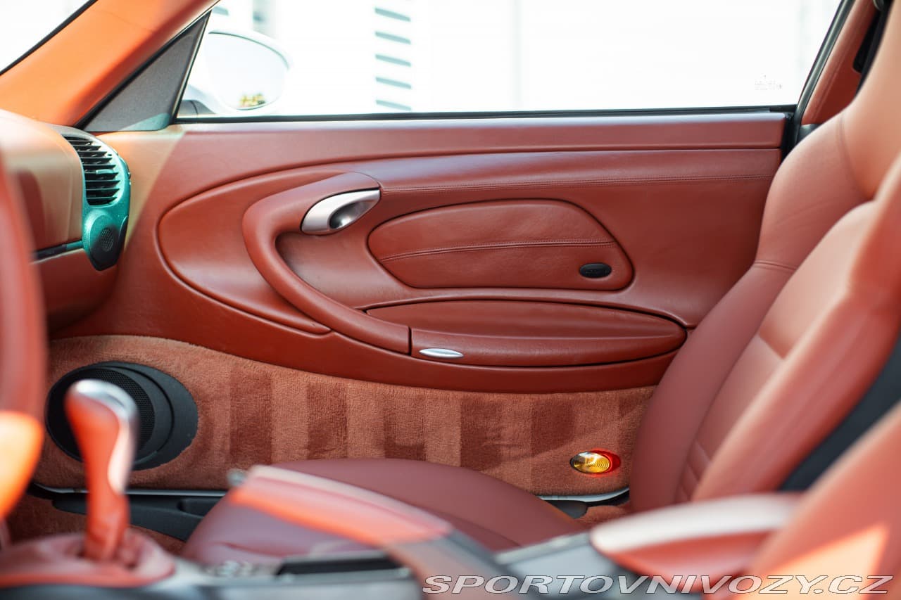 1999 Porsche 911 - 19