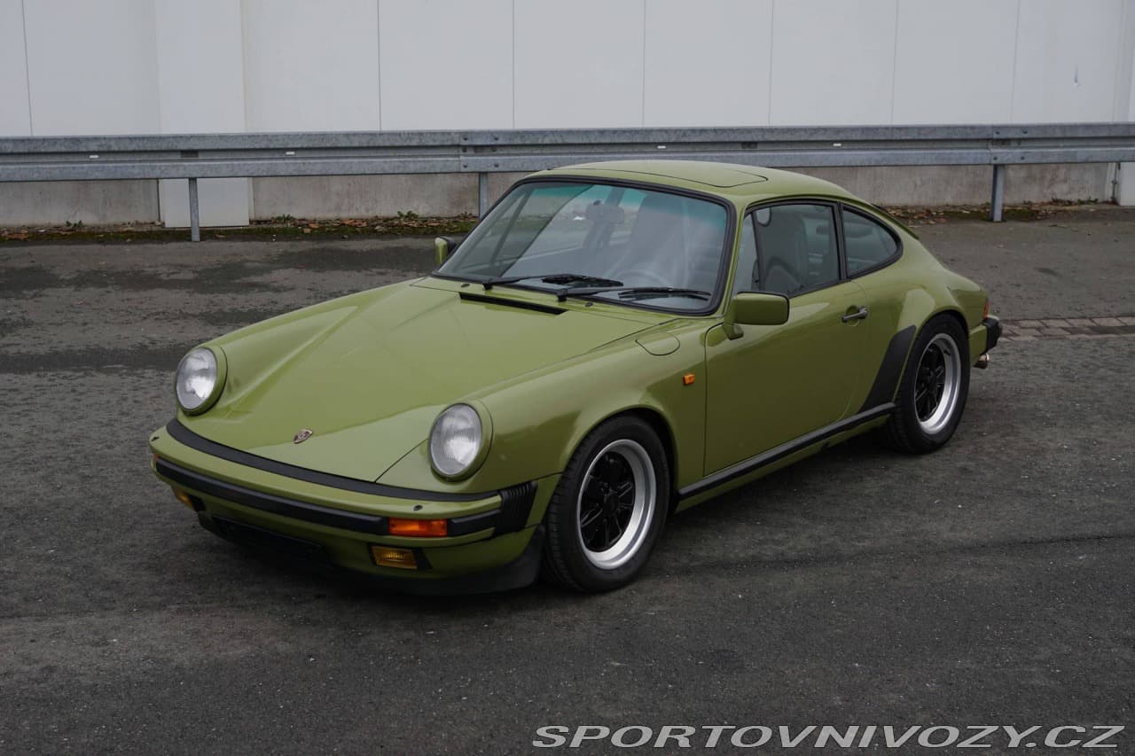 1985 Porsche 911 - 3