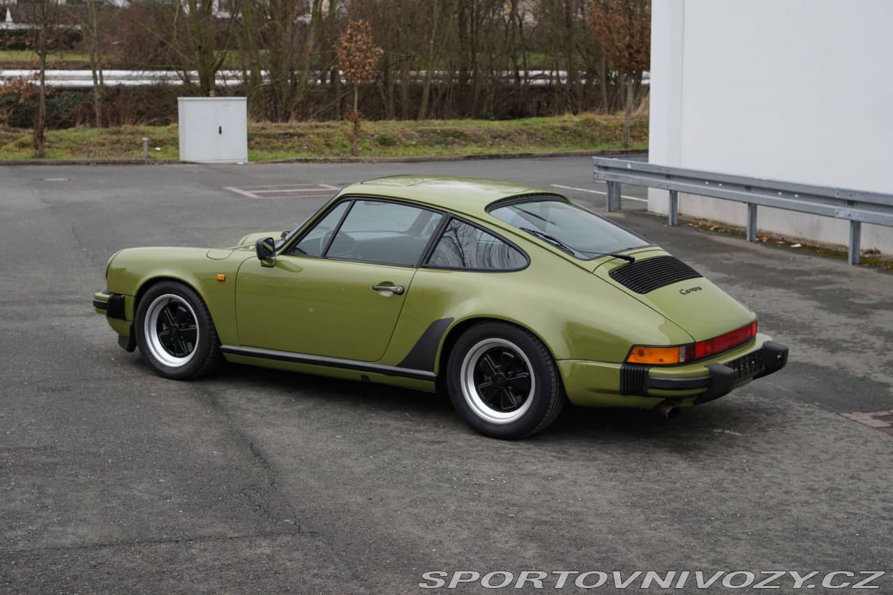 1985 Porsche 911 - 5