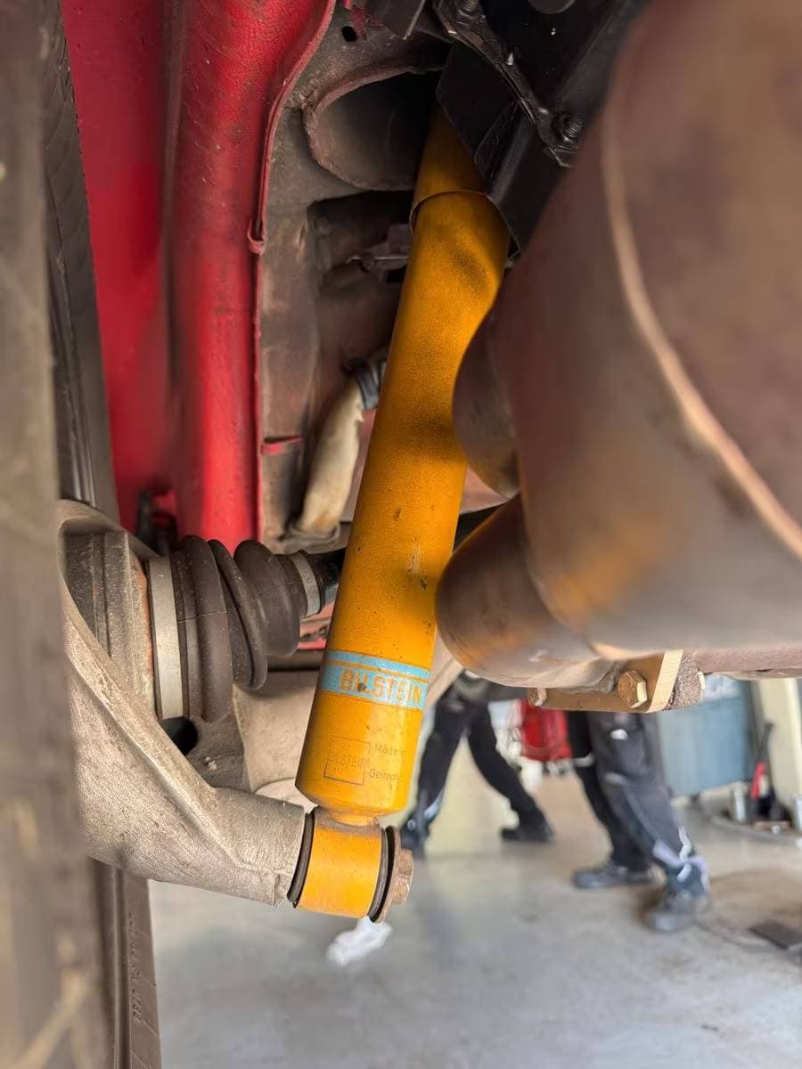 1985 Porsche 911 - 14