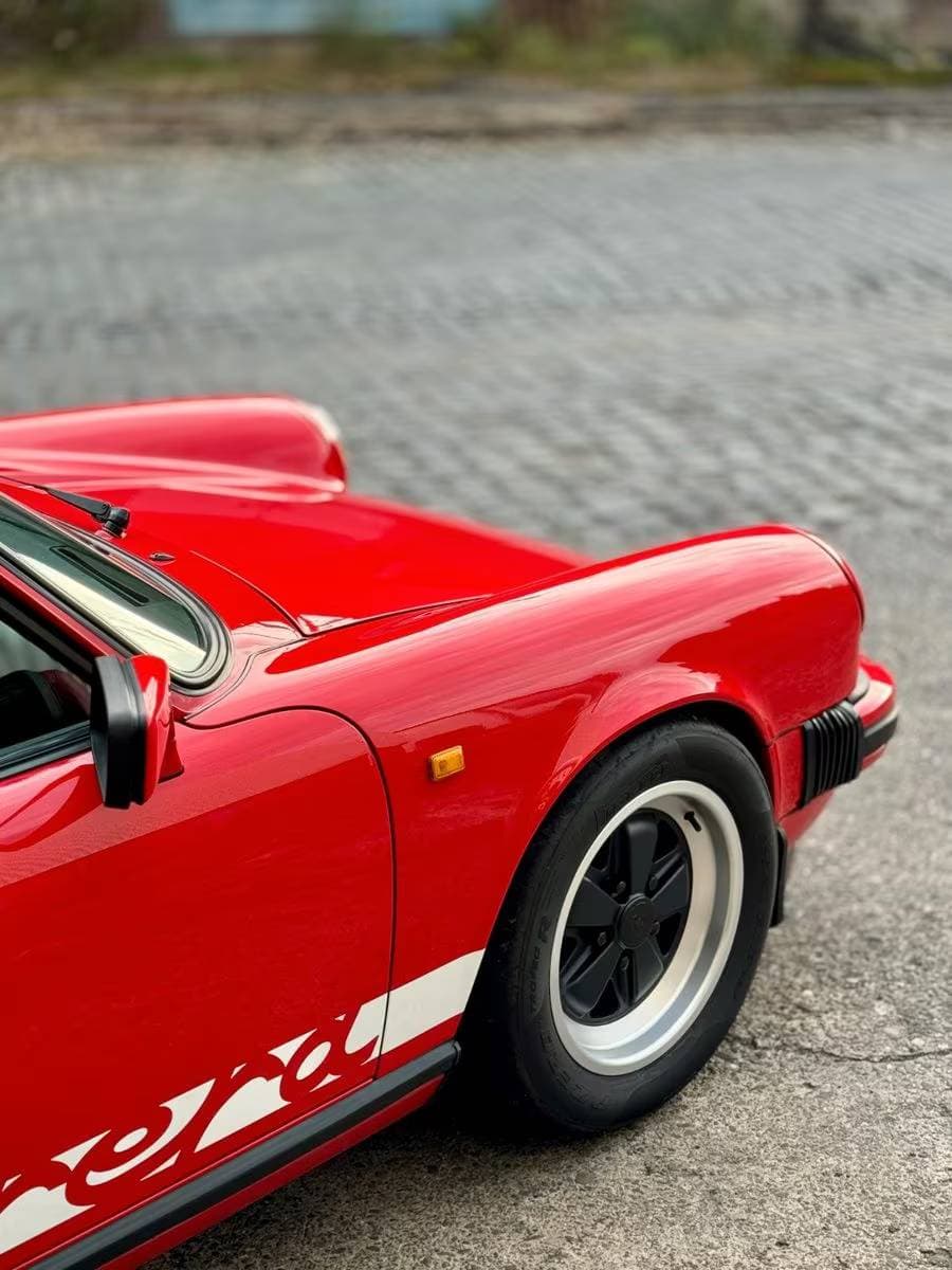 1985 Porsche 911 - 6