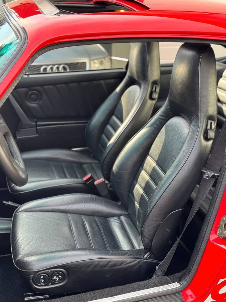 1985 Porsche 911 - 8