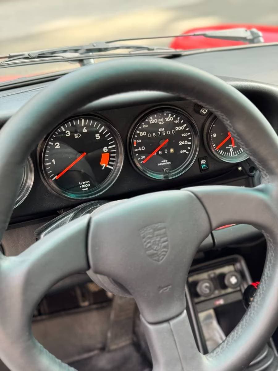 1985 Porsche 911 - 9