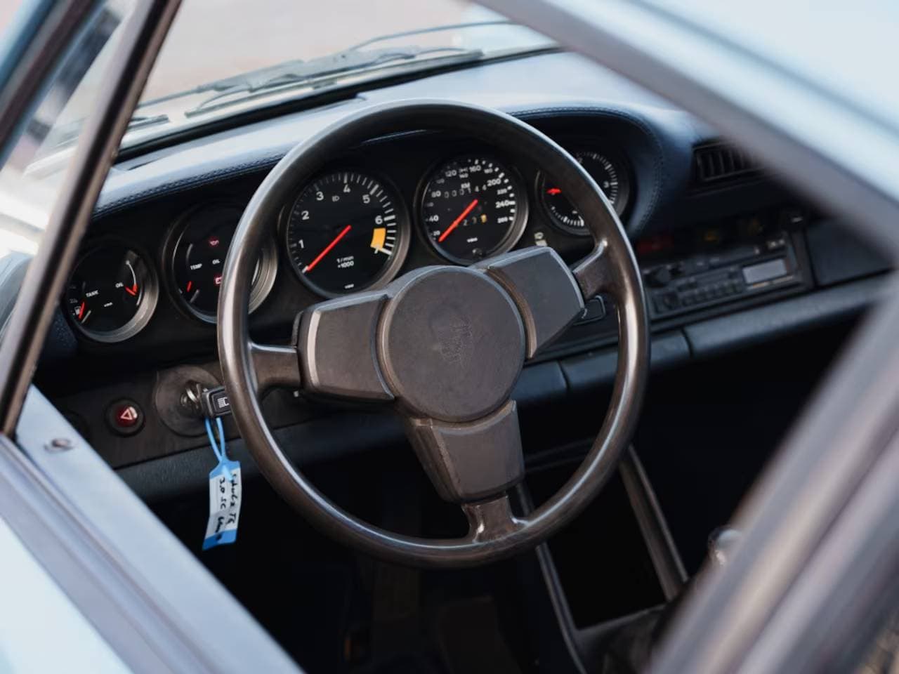 1982 Porsche 911 - 15