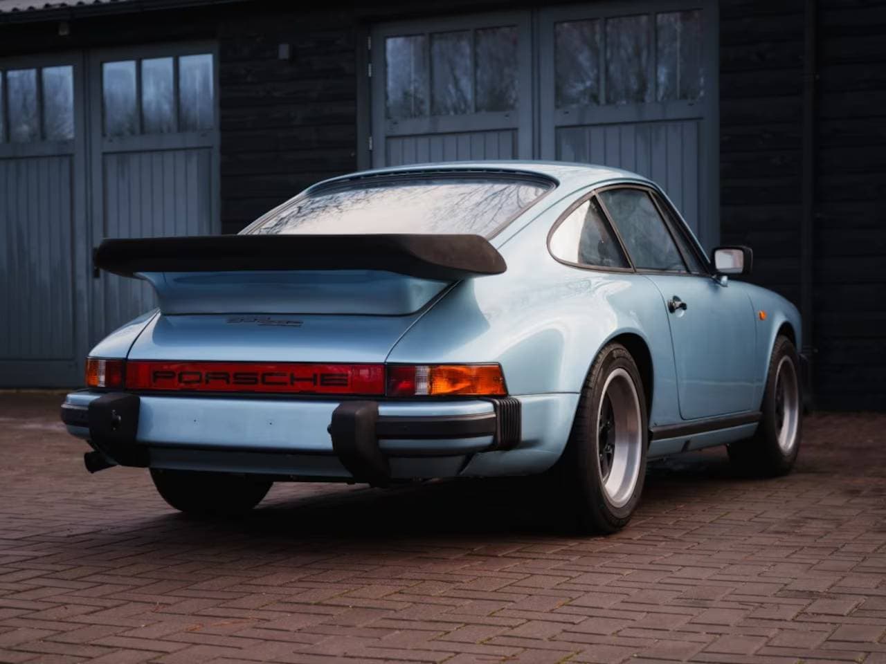 1982 Porsche 911 - 4