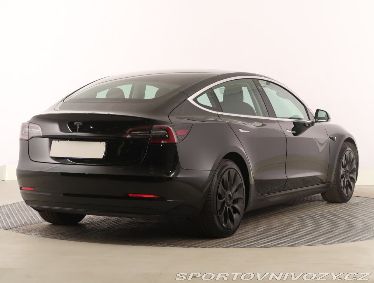 2020 Tesla Model 3 - 5