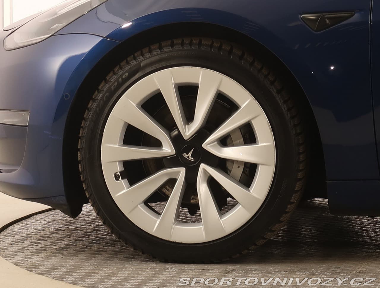 2020 Tesla Model 3 - 14