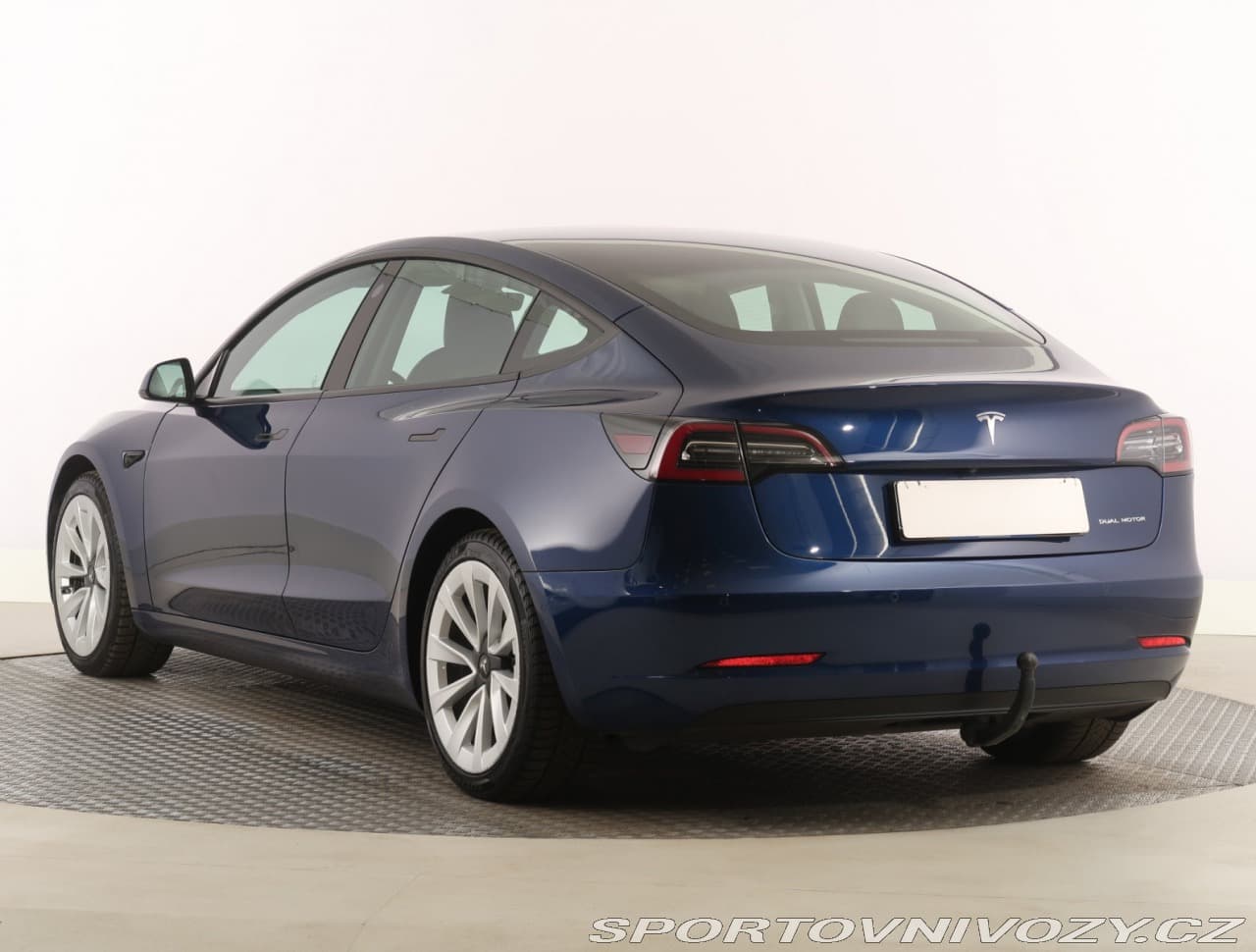 2020 Tesla Model 3 - 4