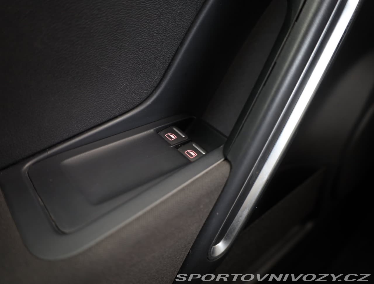 2012 Volkswagen Beetle - 14