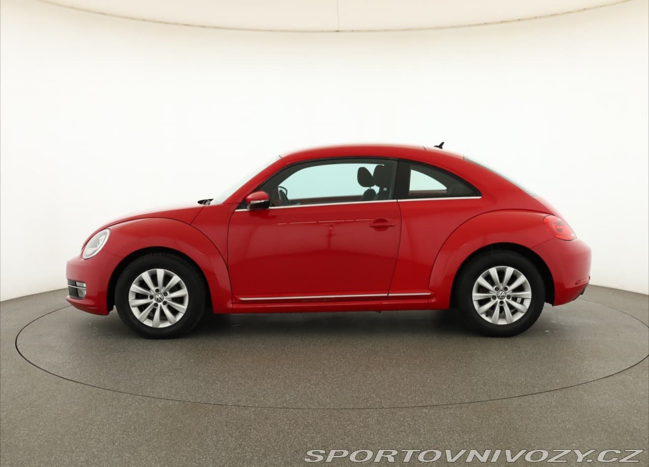 2012 Volkswagen Beetle - 3