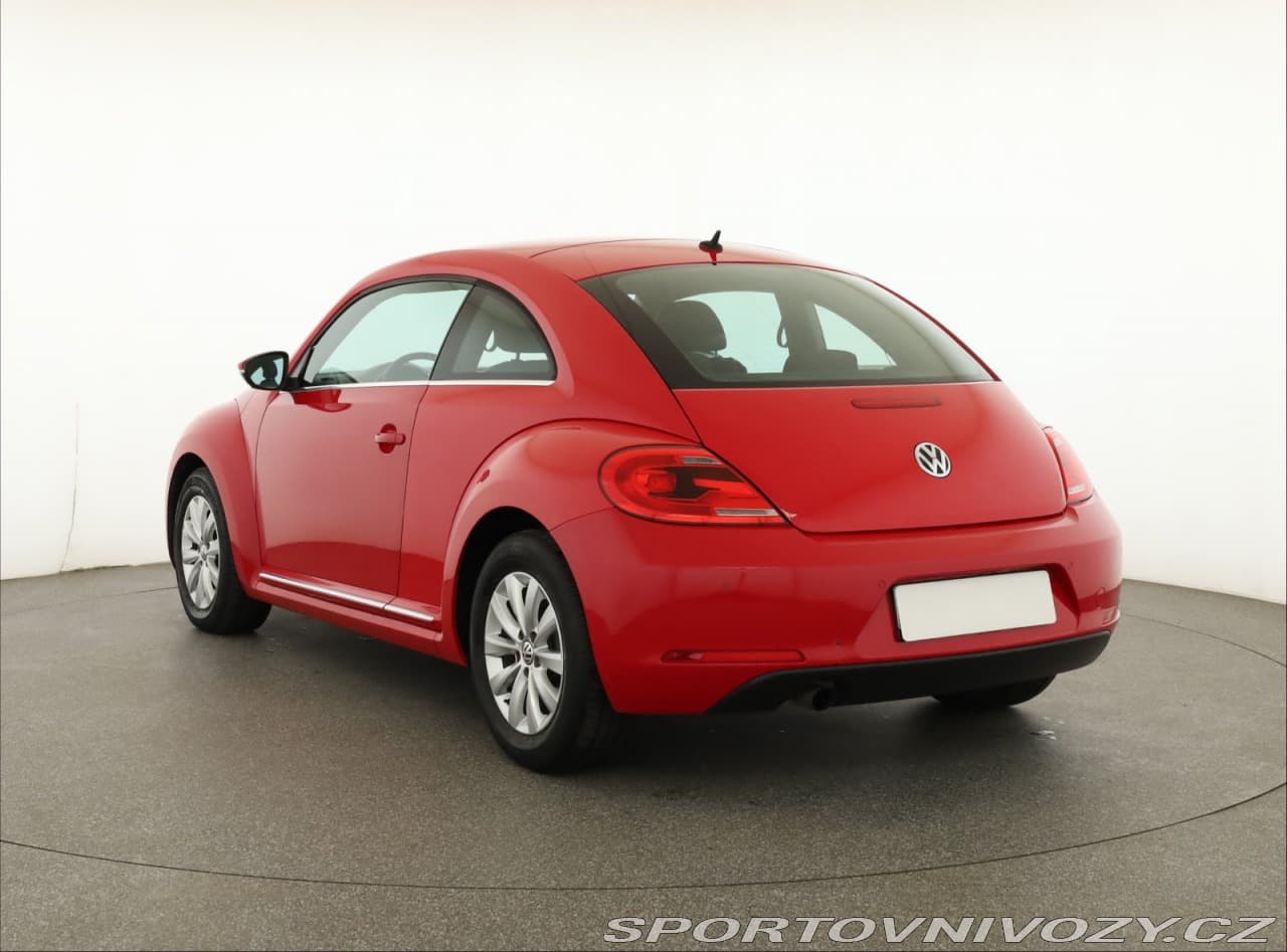 2012 Volkswagen Beetle - 4