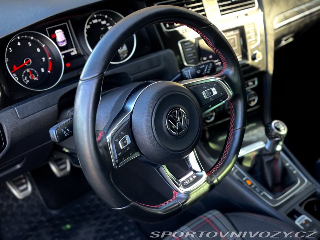 2014 Volkswagen Golf - 5