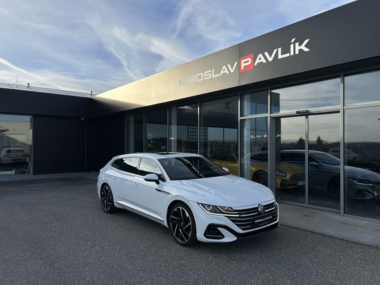 Volkswagen Arteon Shooting Brake 2.0 TDI 14