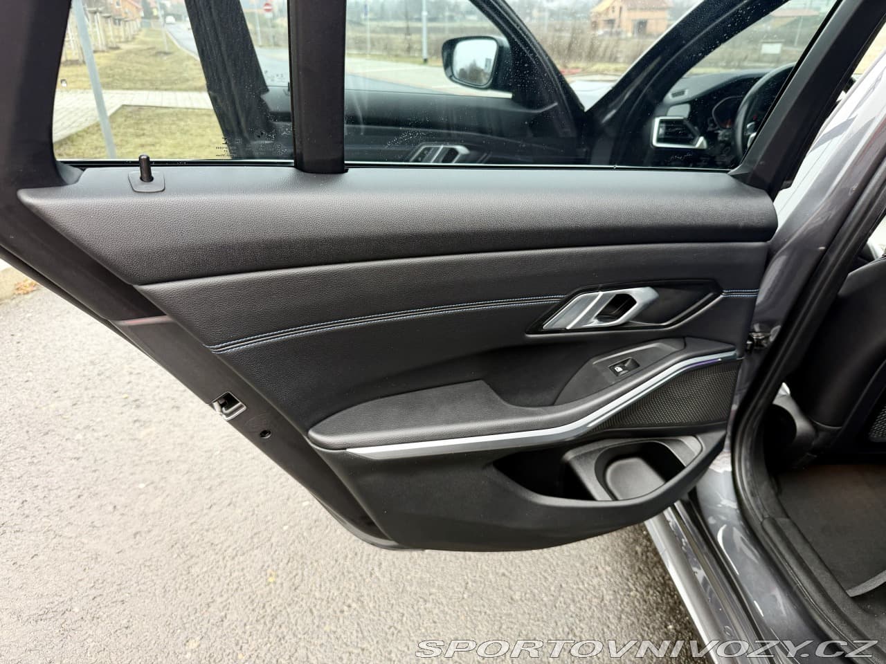 2022 BMW 3-Series - 9