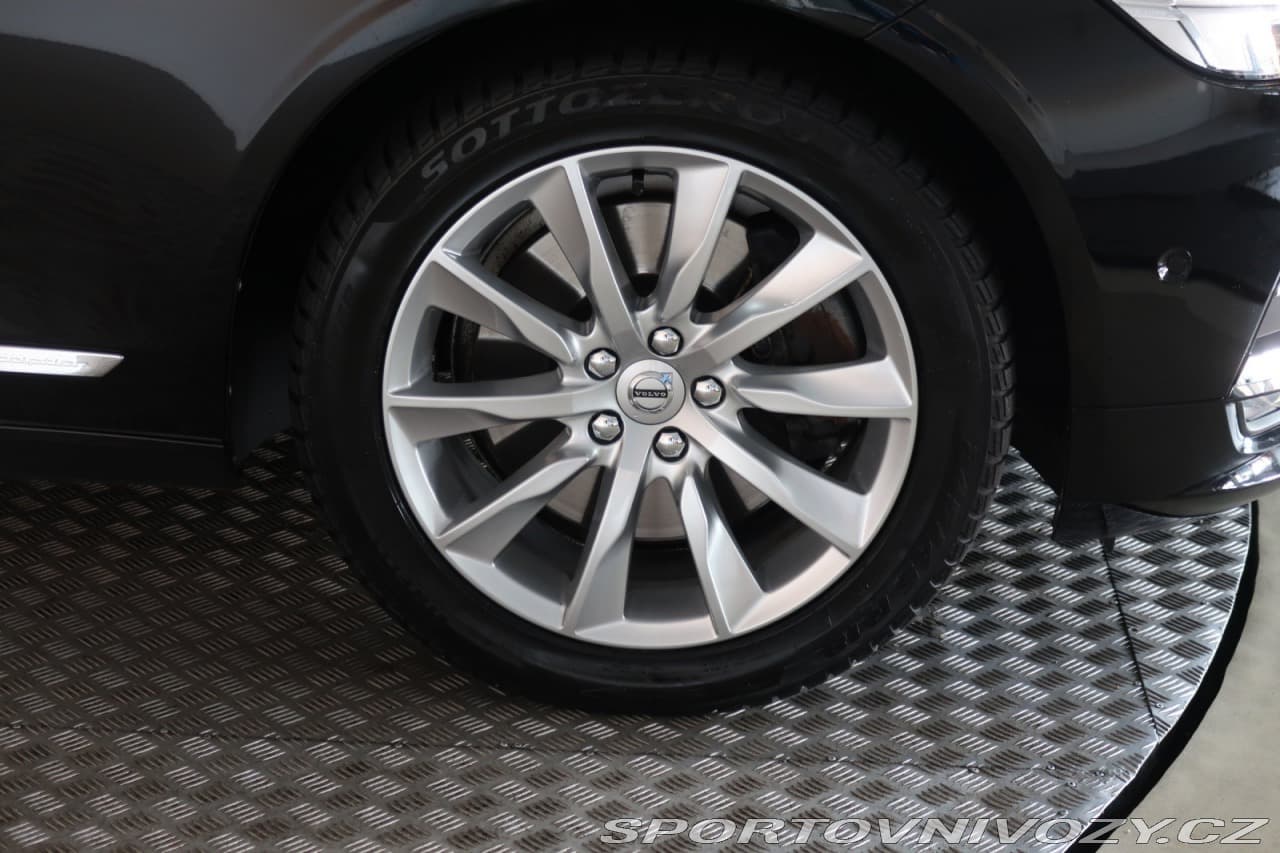 2018 Volvo S90 - 15