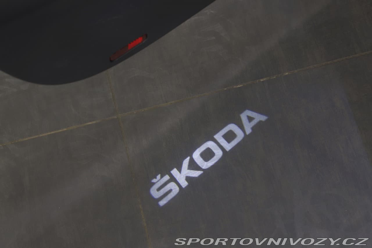 2023 Škoda Octavia - 10