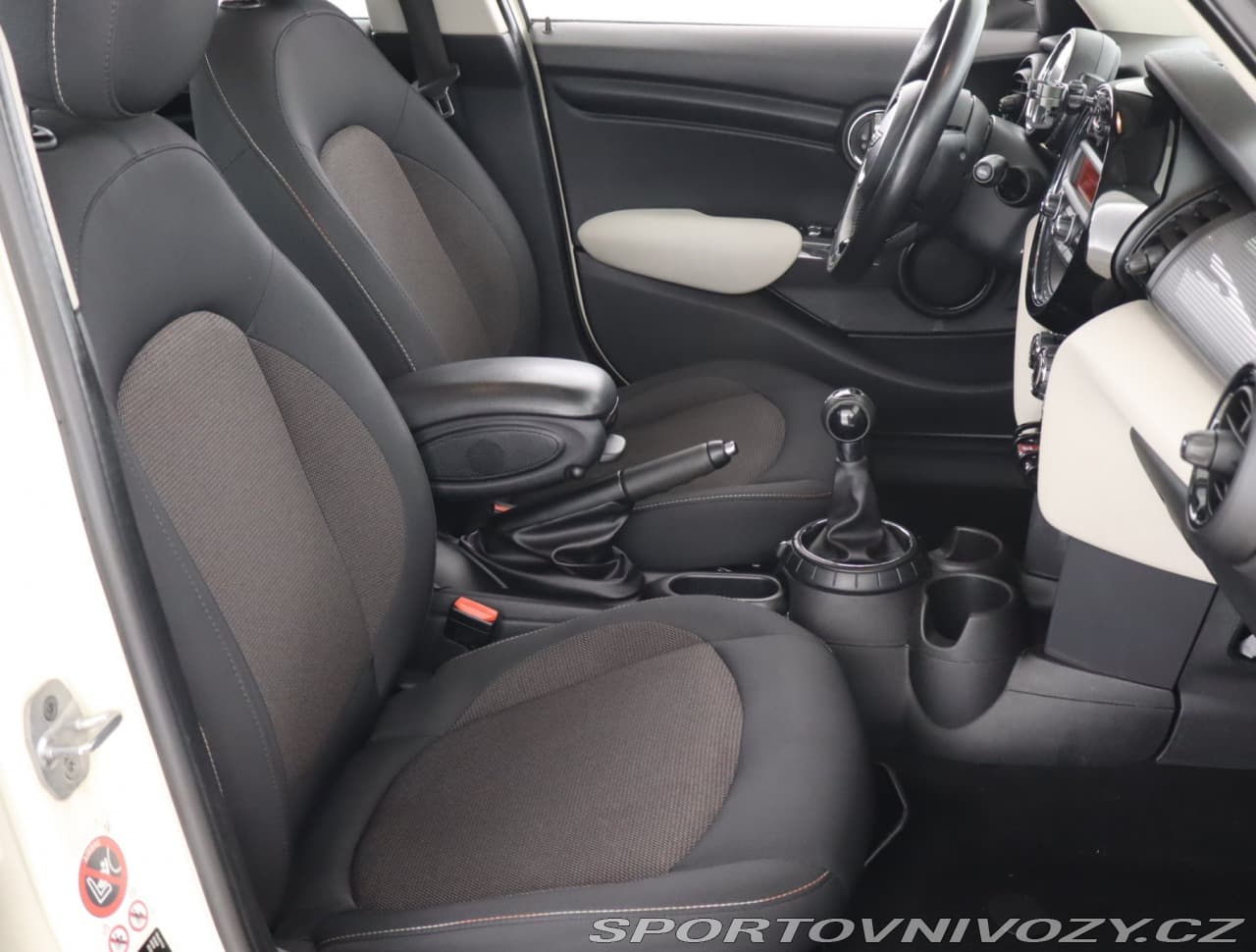 2016 Mini Cooper - 9