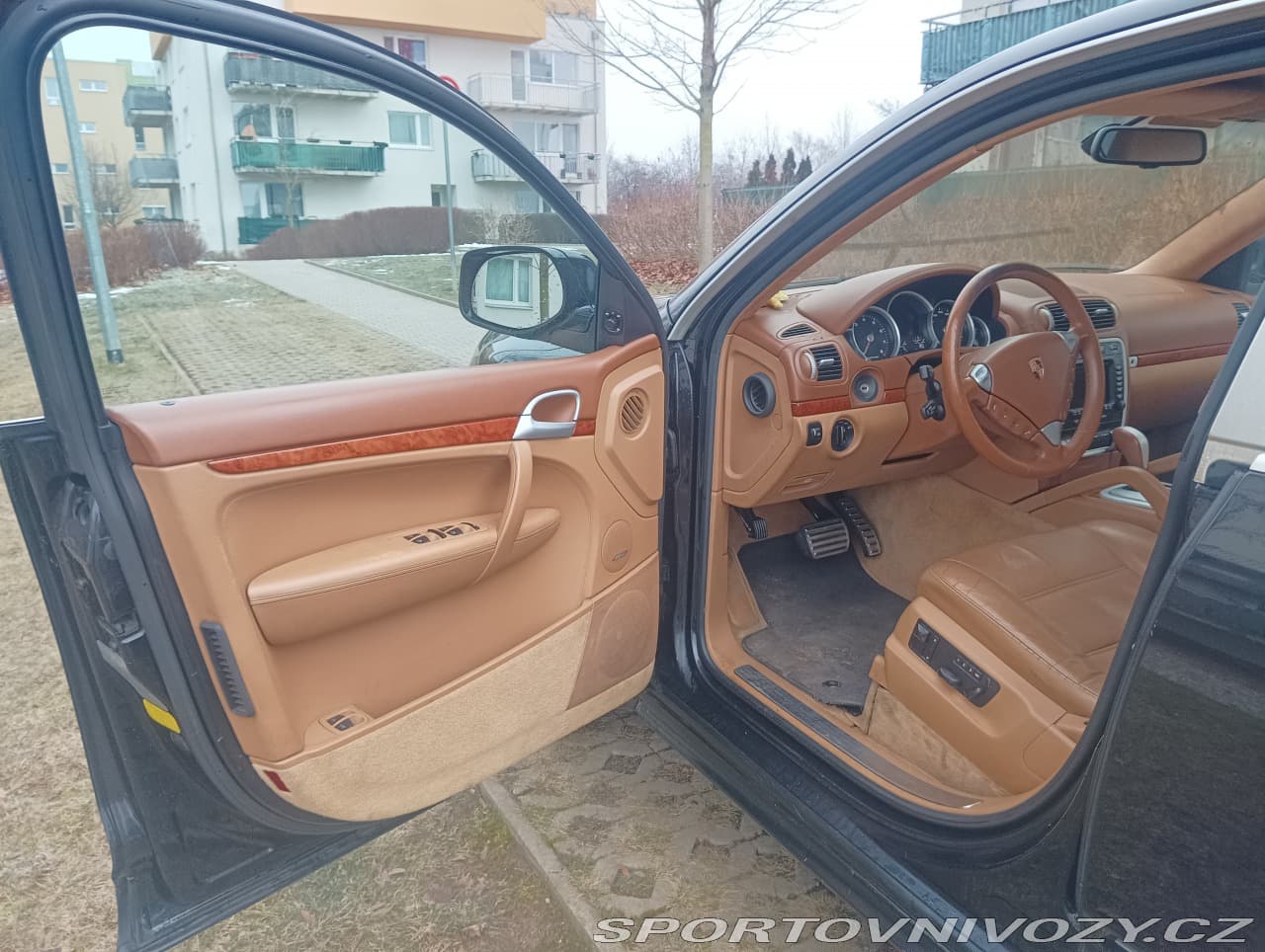 2004 Porsche Cayenne - 34