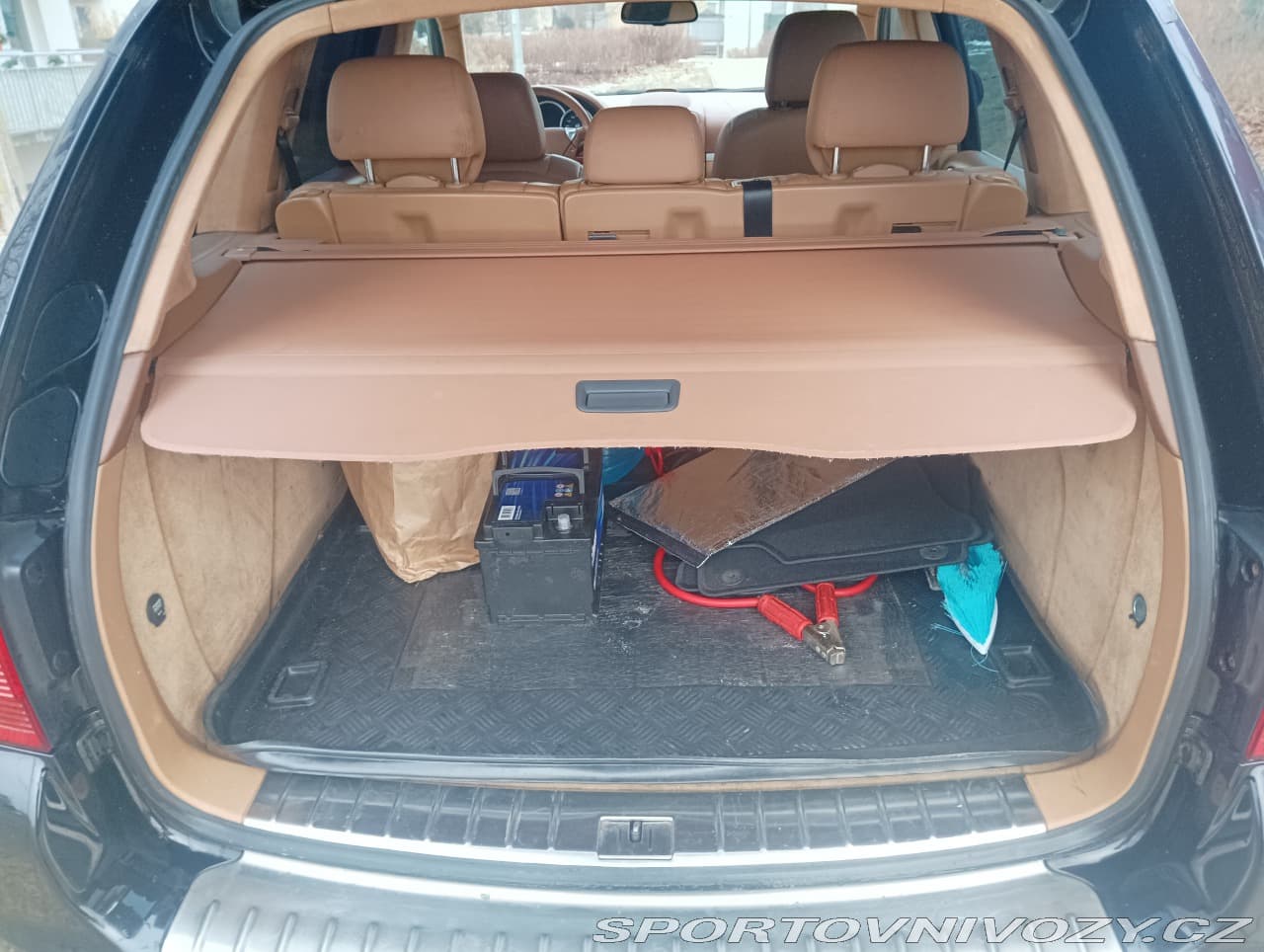 2004 Porsche Cayenne - 52