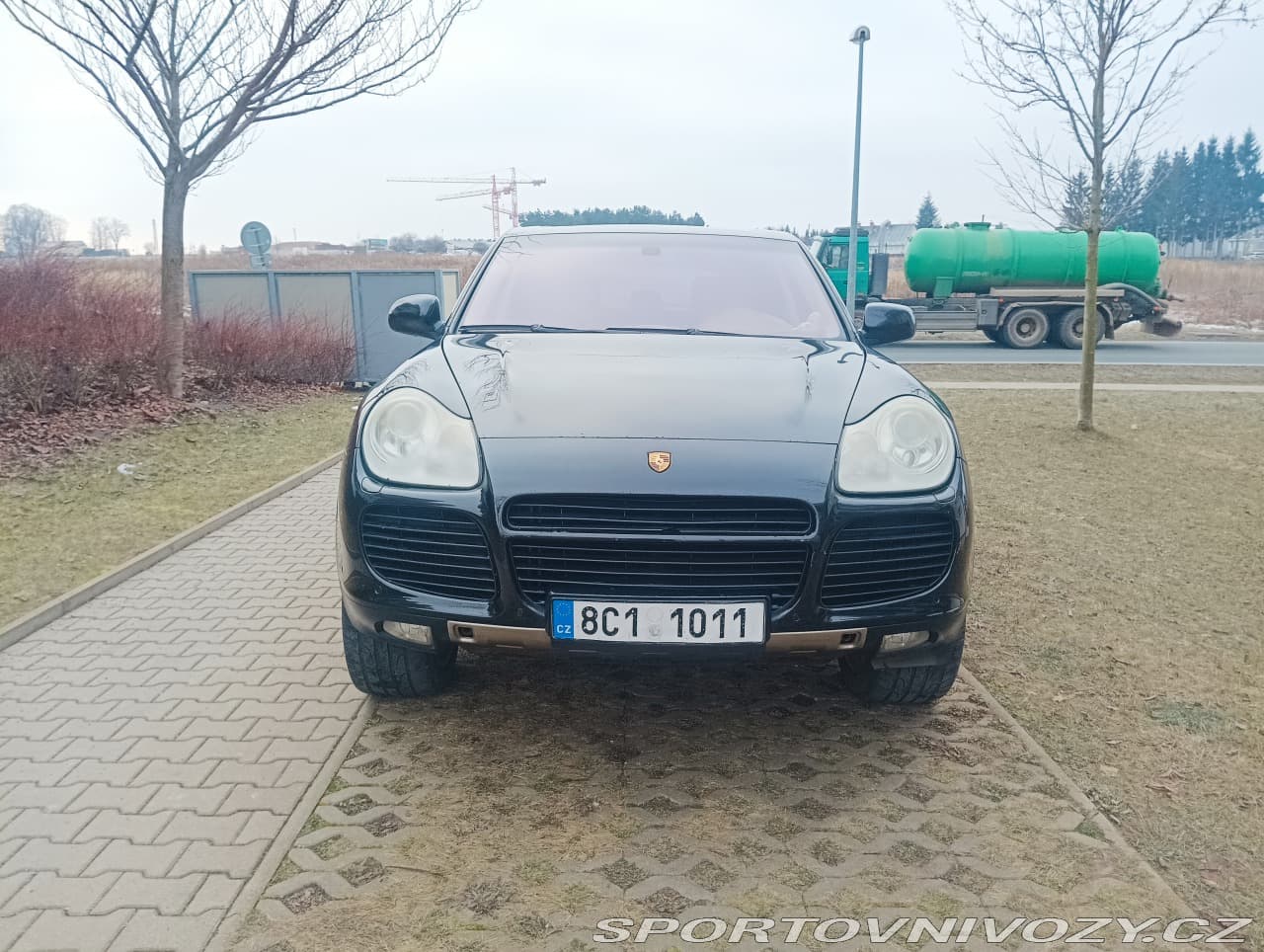 2004 Porsche Cayenne - 16