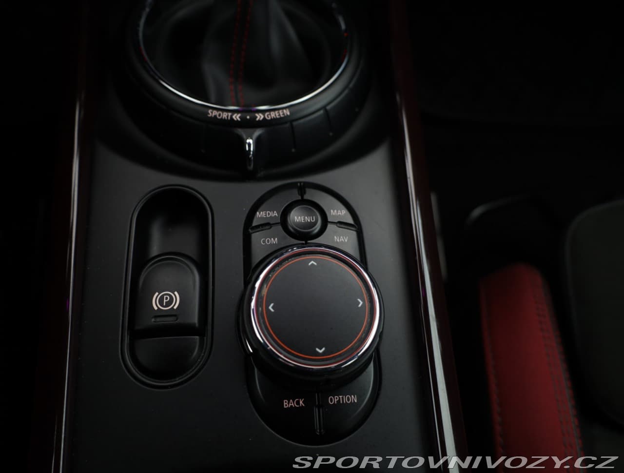 2017 Mini Clubman - 15