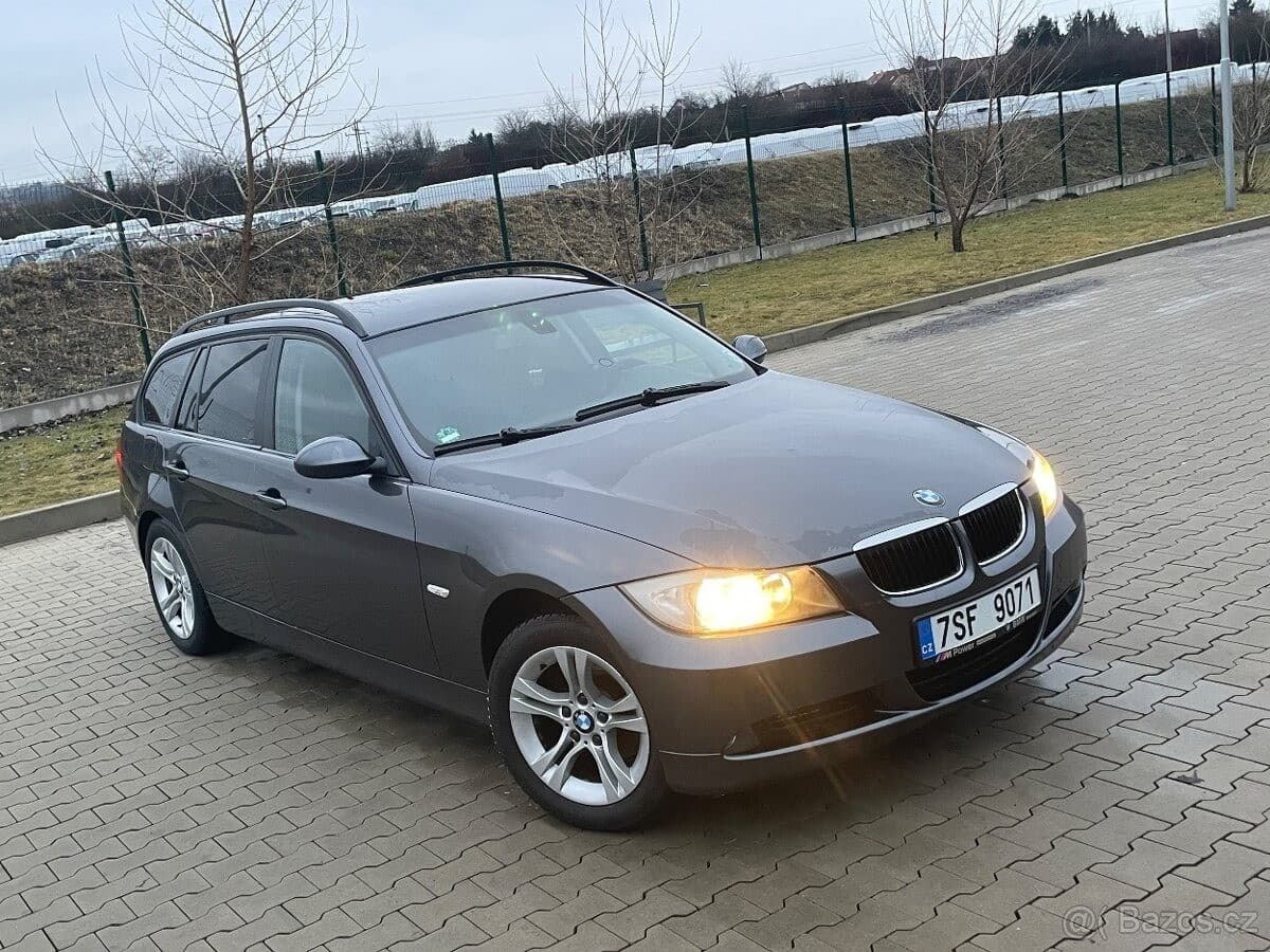 BMW 3-Series - 2