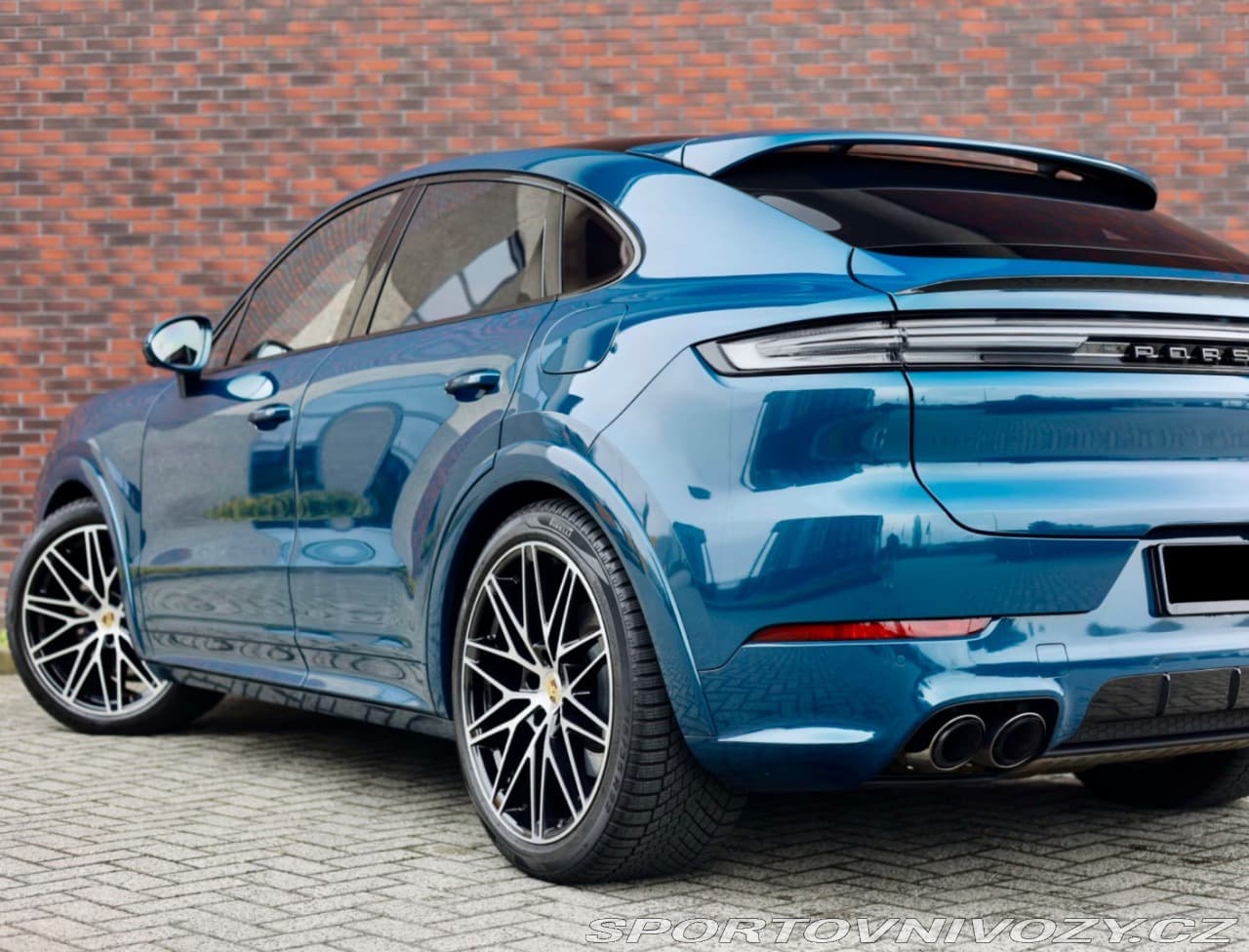 2024 Porsche Cayenne - 4