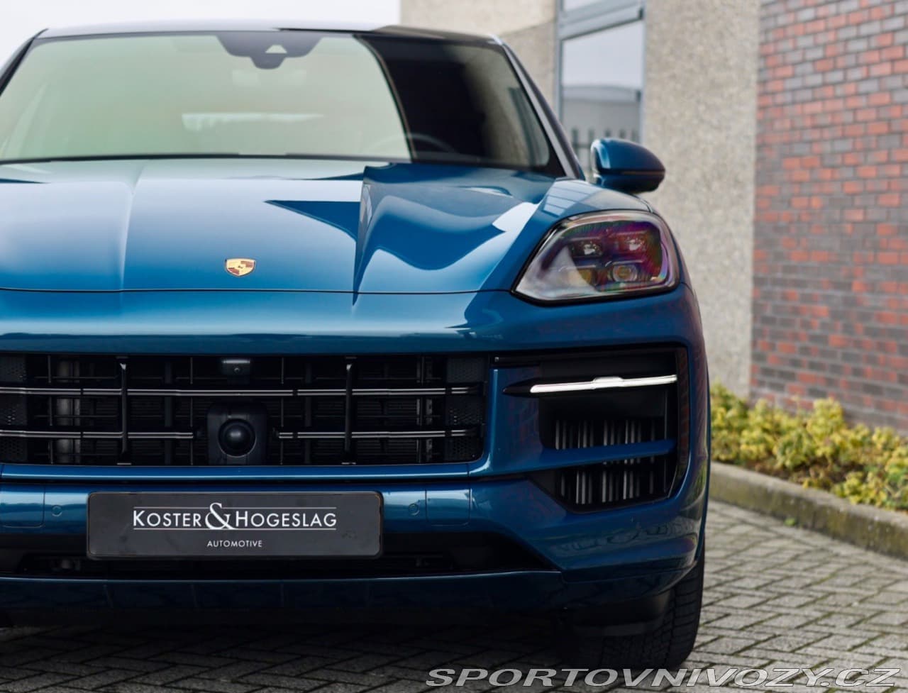 2024 Porsche Cayenne - 9