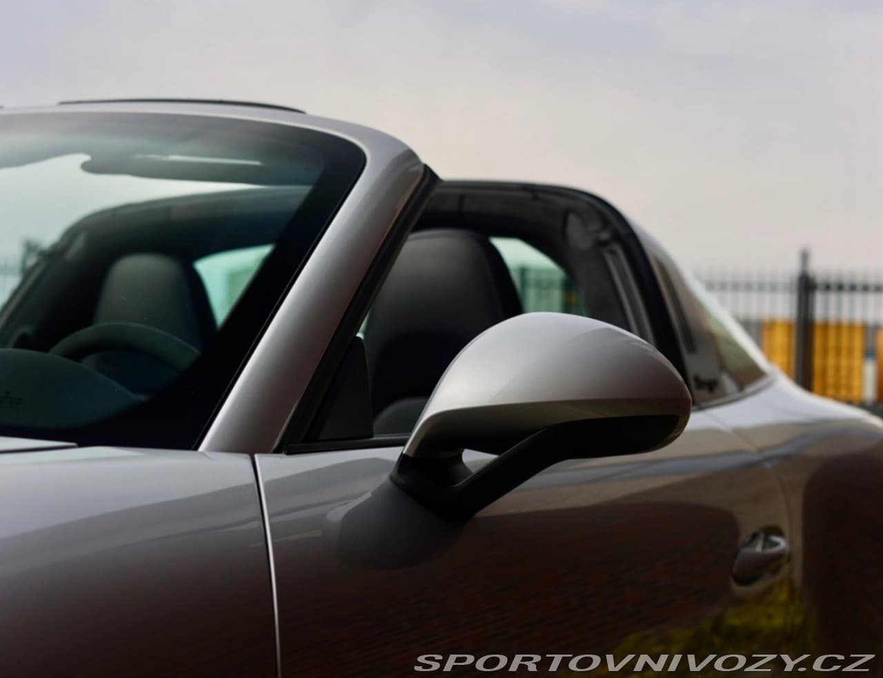 2018 Porsche 911 - 16