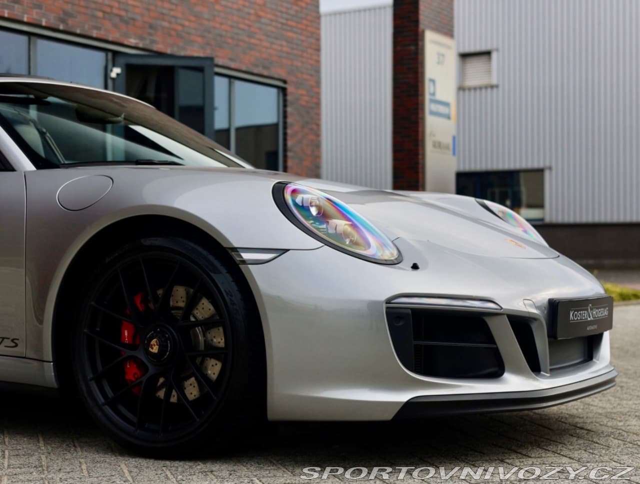 2018 Porsche 911 - 5