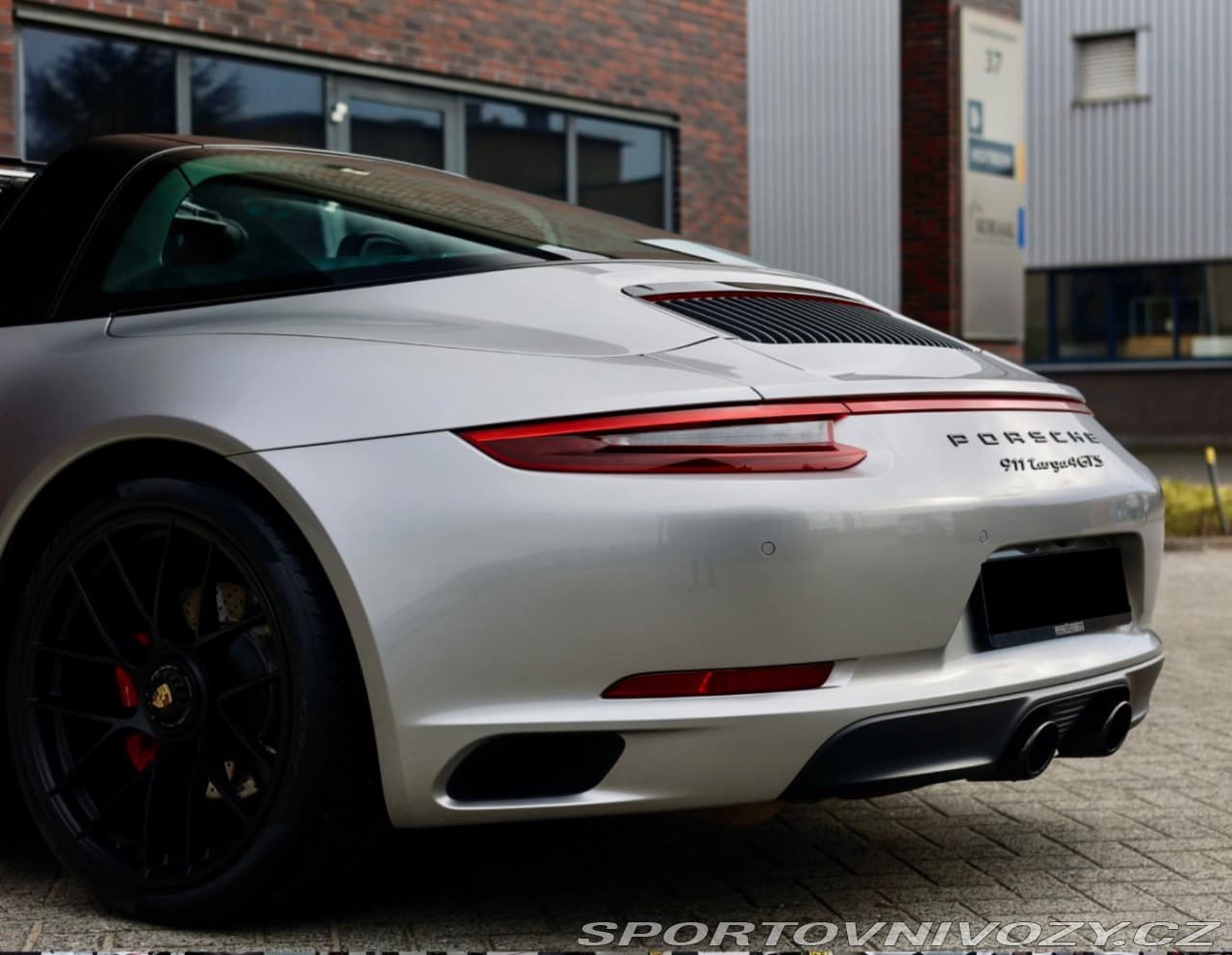 2018 Porsche 911 - 7