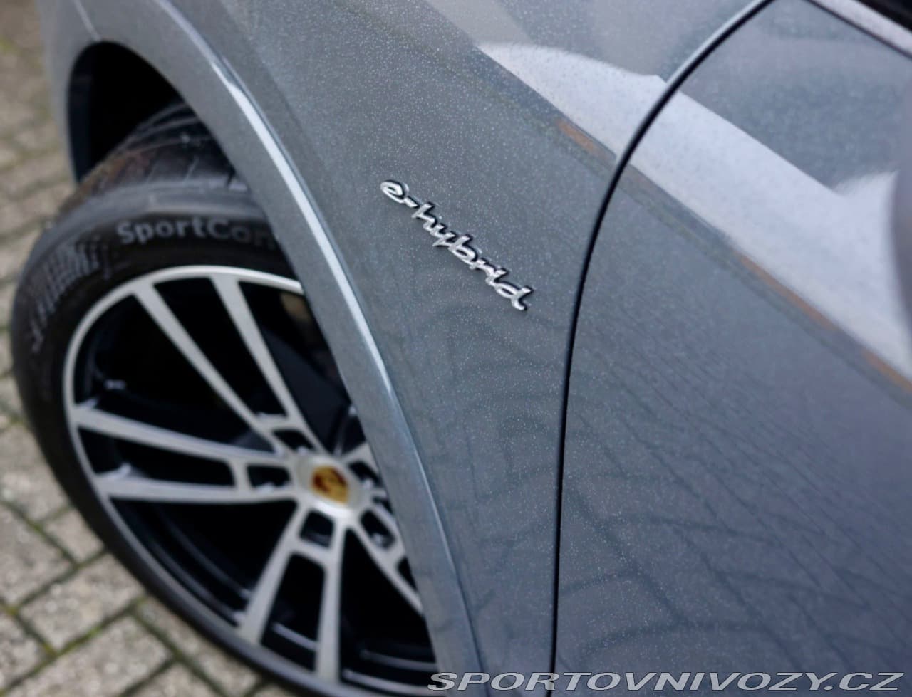 2025 Porsche Cayenne - 11