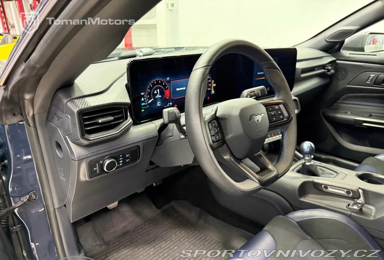 2024 Ford Mustang - 12