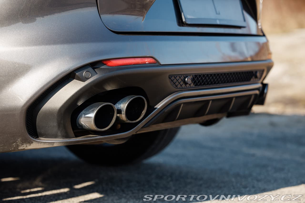 2018 Alfa Romeo Stelvio - 16