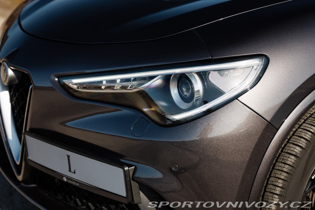 2018 Alfa Romeo Stelvio - 20