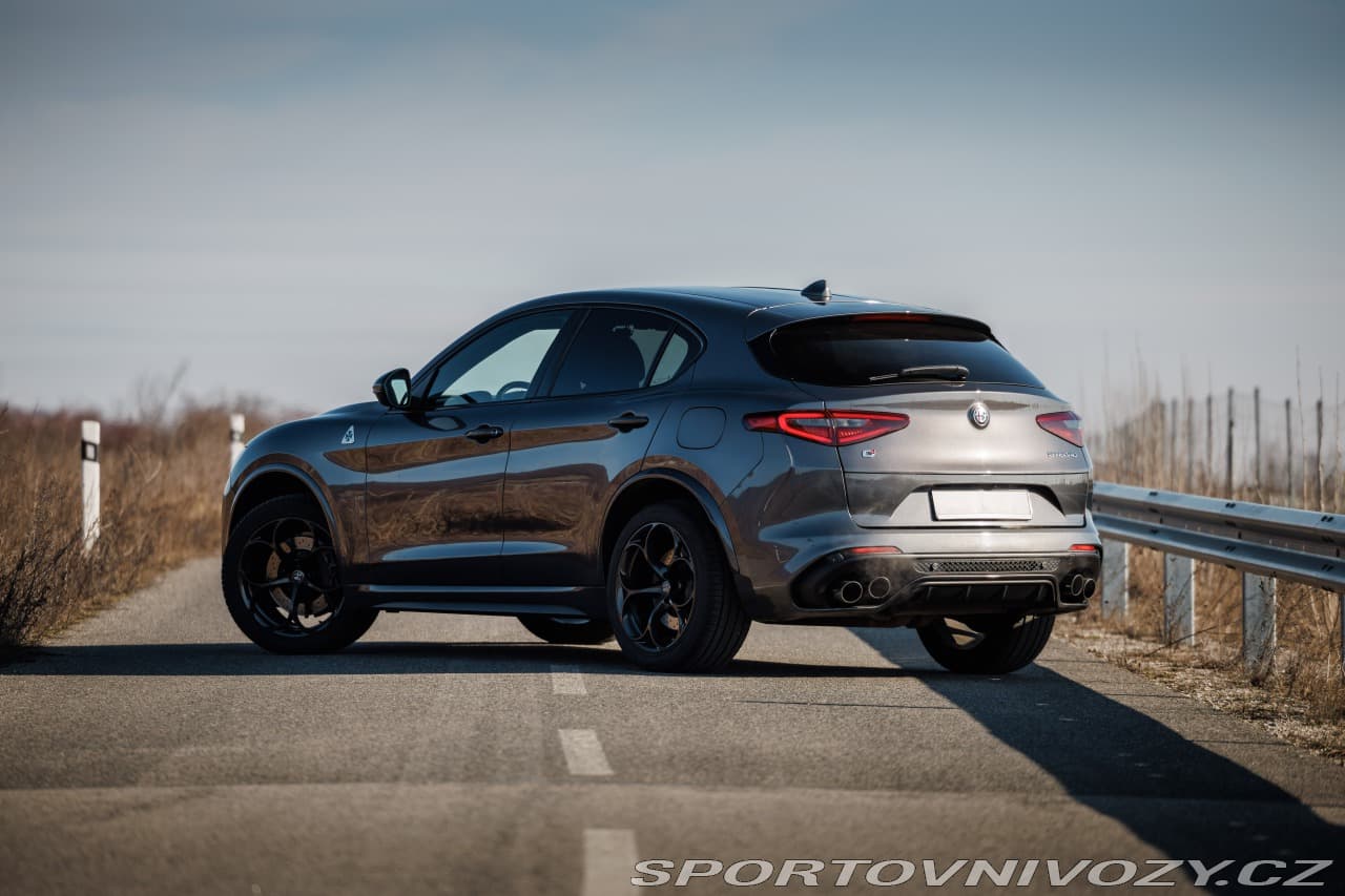 2018 Alfa Romeo Stelvio - 8